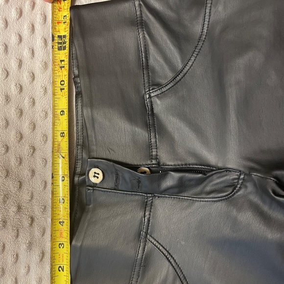 Freddy WR.UP - Picture 4 of 4